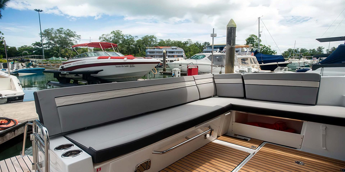 Аренда яхты Jeanneau Merry Fisher 34 на Пхукете | Extremalov Group